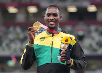 Πήρε χρυσό μετάλλιο χάρη σε εθελόντρια που του πλήρωσε το ταξί