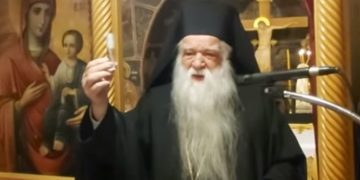 Alldaynews.gr Αμβρόσιος: Αυτό είναι το φάρμακο – Ψέκαζε με αγιασμό και προκάλεσε χαμό