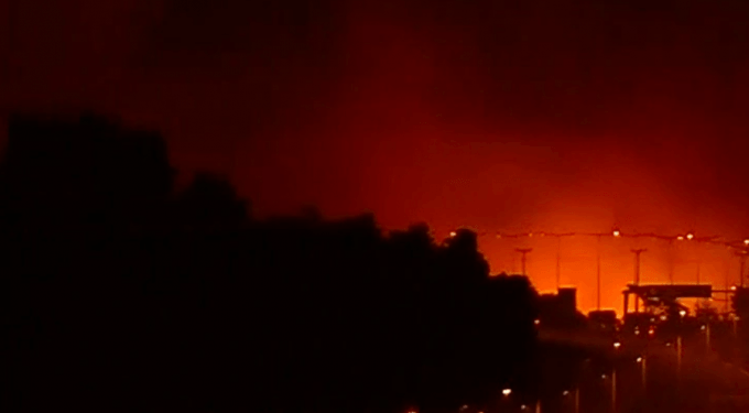 Alert! Πέρασε την εθνική οδό η φωτιά προς την μεριά του Αγίου Στεφάνου