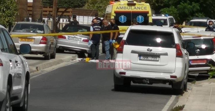 Πριν Λίγο: Φονικό για ενα παρκάρισμα-Νεκρός ο 28χρονος γιος, σοβαρά ο πατέρας[photos]