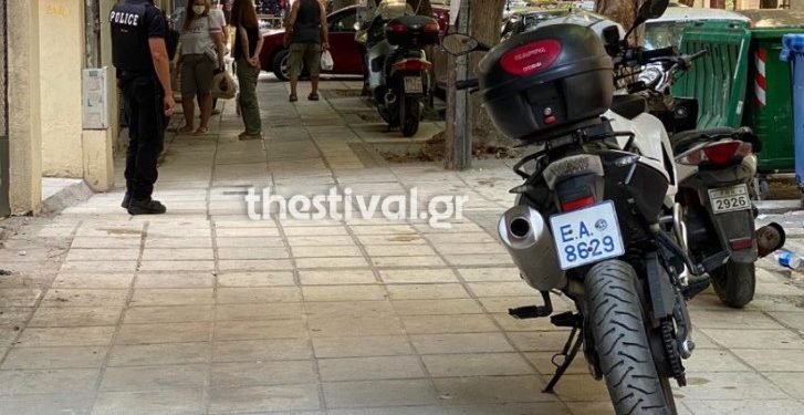 Συμβαίνει Τώρα: Φρικτό έγκλημα-Έσφαξε τη σύντροφό του μέσα στο διαμέρισμά της[video]