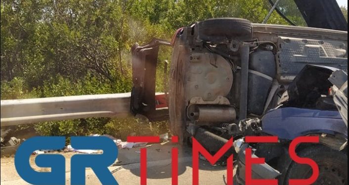 Σοβαρό τροχαίο με 5 τραυματίες στη Χαλκιδική[photos]