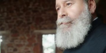 Alldaynews.gr Έξαλλος Κωστής Σαββιδάκης: Δεν υπάρχει τίποτα άλλο να πουλήσετε, τα δώσατε όλα