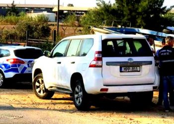 Οδηγός πάτησε δύο πεζούς και εξαφανίστηκε-Έκκληση της Αστυνομίας για εντοπισμό του