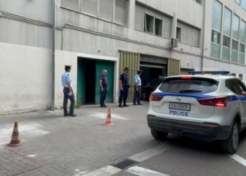 Έγκλημα στη Λάρισα: Στη φυλακή ο 54χρονος που σκότωσε τη 43χρονη σύζυγό του[video]