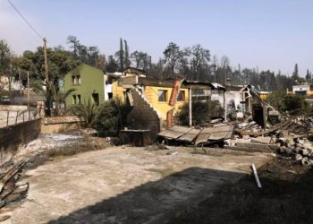 Φωτιά στην Εύβοια: «Δεν είδαμε ποτέ πυροσβεστικά μηχανήματα»