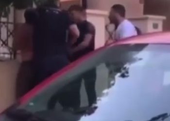 Σύλληψη εμπρηστή μπροστά στην κάμερα – «Θα φας 200 μπουνιές»[video]