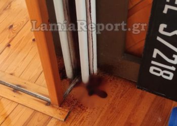 Alldaynews.gr Θρίλερ σε πολυκατοικία: Είδαν αίματα στο ισόγειο και μετά ανακάλυψαν τον θρίλερ του 1ου ορόφου