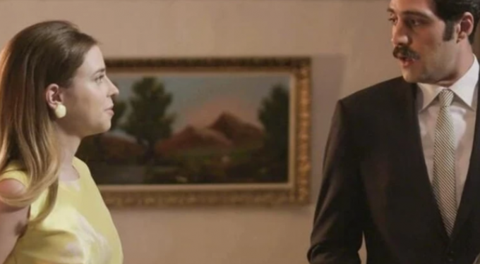 Άγριες Μέλισσες: Μια εγκυμοσύνη θα δώσει ελπίδα στο «σκοτεινό» από τη Χούντα, Διαφάνι