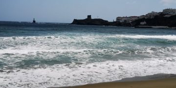 Alldaynews.gr Άνδρος: Εργαζόμενοι φοιτητές έσωσαν γυναίκα από πνιγμό στην θάλασσα