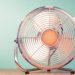 Alldaynews.gr Πώς ο ανεμιστήρας γίνεται σαν air condition για συνεχή δροσιά στο δωμάτιο