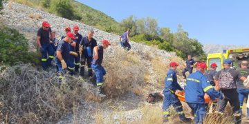 Alldaynews.gr Με πρόστιμο απειλείται γυναίκα που διασώθηκε από την Πυροσβεστική
