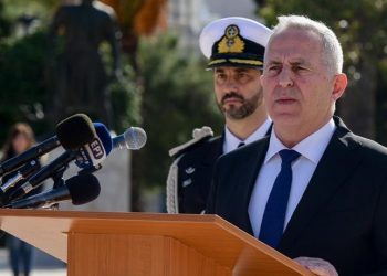 Αποστολάκης