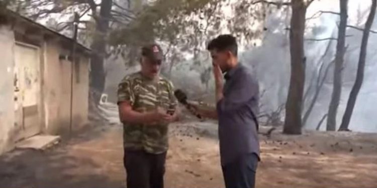 Alldaynews.gr Φωτιά στον Άγιο Στέφανο: Έμαθε on air ότι το σπίτι του έχει τυλιχθεί στις φλόγες