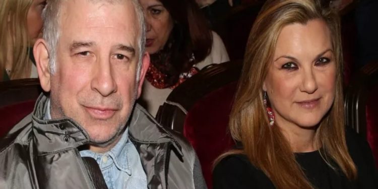 Alldaynews.gr Πέτρος Φιλιππίδης: Οριστική πλέον η απόφαση της συζύγου του – Πότε εγκαταλείπει την Ελλάδα