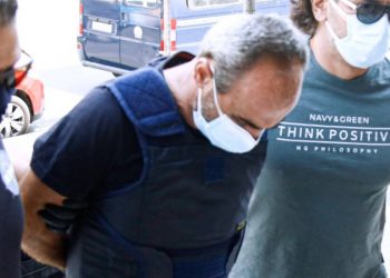 Με γάζα στο λαιμό αυτοκτόνησε ο Γεωργιανός που σκότωσε την σύντροφό του-Άφησε και σημείωμα