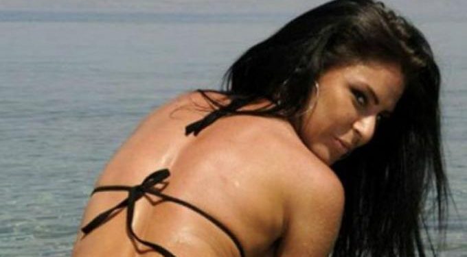 Alldaynews.gr Αυτές είναι χορηγίες: Εταιρία παραγωγής ταινιών ενηλίκων «μπαίνει» στο ελληνικό ποδόσφαιρο!