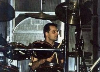 Τραγικό συμβάν: “Έφυγε” ξαφνικά ο κορυφαίος ντραμίστας Πάρης Καμπουρόγλου