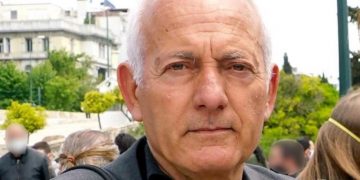 Γιάννης Κανελλόπουλος