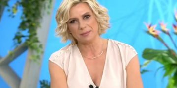 Alldaynews.gr Επίσημα στο Mega η Κατερίνα Καραβάτου