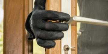 Διακοπές: Πως να προστατεύσετε το σπίτι σας ή την περιουσία σας