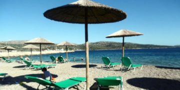 Alldaynews.gr Άγριος ξυλοδαρμός 47χρονου από ξενοδόχο για μια… ξαπλώστρα!