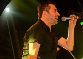 Πέθανε ο γνωστός τραγουδιστής Νίκος Μαϊντάς