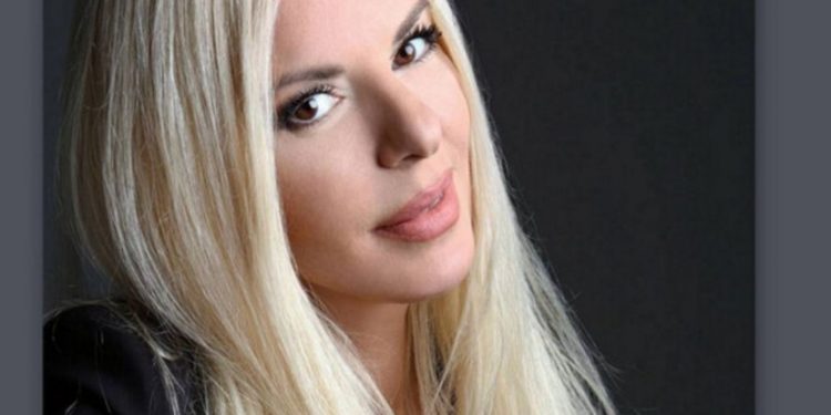 Alldaynews.gr Αννίτα Πάνια: Η πιο σ3ξι φωτογραφία της στο instagram… λόγω καύσωνα