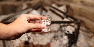 ρακί ρακή τσίπουρο