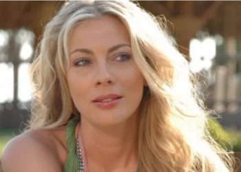 Σμαράγδα Καρύδη