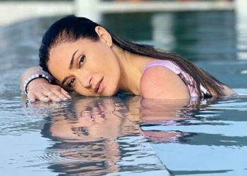 Ραγίζει καρδιές η Αποστολία Ζώη: «Κοιμήθηκα κάνοντας το σταυρό μου να μην έχει καεί το σπίτι μου»