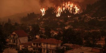 Alldaynews.gr ΕΥΒΟΙΑ-φωτιά pyrkagia fvtia fotia φωτιά