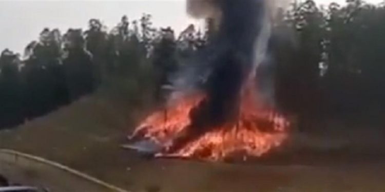 Alldaynews.gr Βίντεο ντοκουμέντο: Η στιγμή της συντριβής αεροσκάφους – Νεκρά τα μέλη οικογένειας με 3 παιδιά και το πλήρωμα