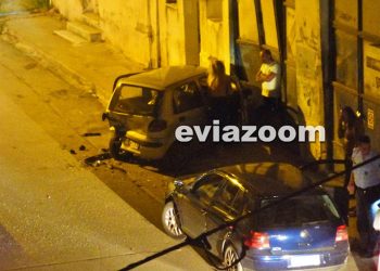 Απίστευτο τροχαίο με μεθυσμένο οδηγό: Τσαλάκωσε σταθμευμένα και μπούκαρε σε επιχείρηση – Δείτε εικόνες και βίντεο