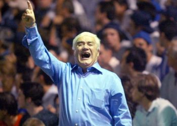 Θλίψη: «έφυγε» ο Γιάννης Μαντζουράνης, ο θρυλικός Εθνικάρας