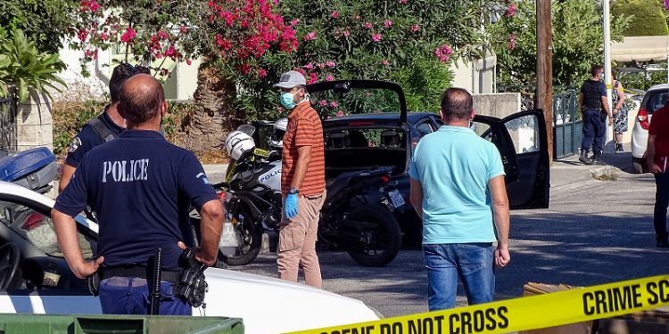 Alldaynews.gr Τραγωδία στη Ρόδο: Σκότωσε 30χρονη εκπαιδευτικό στη μέση του δρόμου και αυτοκτόνησε
