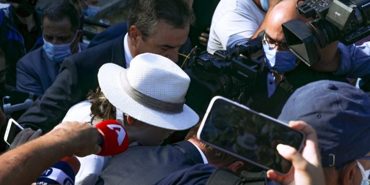Alldaynews.gr Δημοσιογράφος: “Κατασπάραξαν την Ιωάννα! – Εκτός από κοράκια είμαστε και ηλίθιοι”