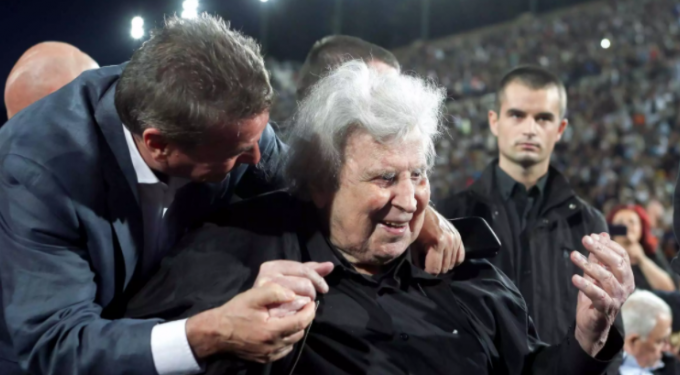 Alldaynews.gr Μίκης Θεοδωράκης