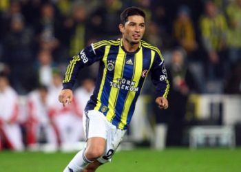 Alldaynews.gr Ποδοσφαιριστής της Μπεσίκτας και της Λεβερκούζεν μάλωσε για το ποιος έχει προτεραιότητα στο δρόμο – Σκότωσε έναν, τραυμάτισε 4