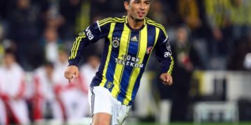 Alldaynews.gr Ποδοσφαιριστής της Μπεσίκτας και της Λεβερκούζεν μάλωσε για το ποιος έχει προτεραιότητα στο δρόμο – Σκότωσε έναν, τραυμάτισε 4