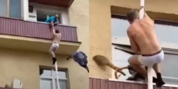 Εραστής προσπαθεί να γλιτώσει από τον απατημένο σύζυγο κατεβαίνοντας από το μπαλκόνι και η γειτόνισσα τον χτυπάει με τη σκούπα[video]