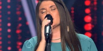 The Voice: Η συγκλονιστική ερμηνεία της παίκτριας «κρύβει» μια συγκινητική προσωπική ιστορία