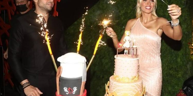 Κωνσταντίνα Σπυροπούλου: Πάρτυ υπερπαραγωγή για τα γενέθλιά της! Τα τρυφερά φιλιά με τον Βασίλη της