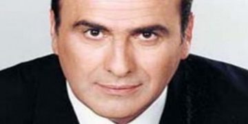 Θυμάστε το δημοσιογράφο Θανάση Αθανασιάδη; Δεν έχετε ιδέα τι δουλειά κάνει σήμερα και έχει πλουτίσει