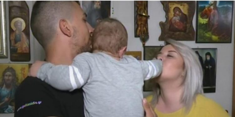 Χρήστος – Εφραίμ: “Ταξίδι ζωής” για μωρό με σπάνιο σύνδρομο[video]