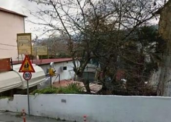 Απίστευτη Τραγωδία: Κάθισε σε πεζούλι να ξεκουραστεί και σκοτώθηκε