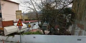 Alldaynews.gr Απίστευτη Τραγωδία: Κάθισε σε πεζούλι να ξεκουραστεί και σκοτώθηκε