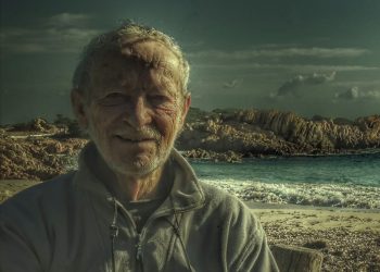 Έζησε ολομόναχος σε ένα νησί για 30 χρόνια και στα 82 του αναγκάστηκε να επιστρέψει στον πολιτισμό