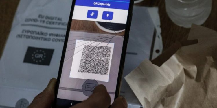 Alldaynews.gr Καλλιτέχνες «πρώτης γραμμής» με πλαστά πιστοποιητικά εμβολιασμού: Τι καταγγέλλει γνωστός ηθοποιός