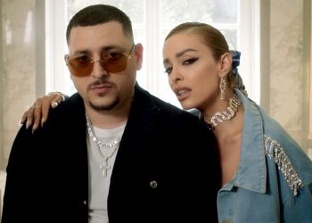 «Έλα να σε πάω εγώ»: Η Ελένη Φουρέιρα ετοιμαζόταν να μπει στην Porsche του Mad Clip – Ποιος τη σταμάτησε (ΦΩΤΟ)